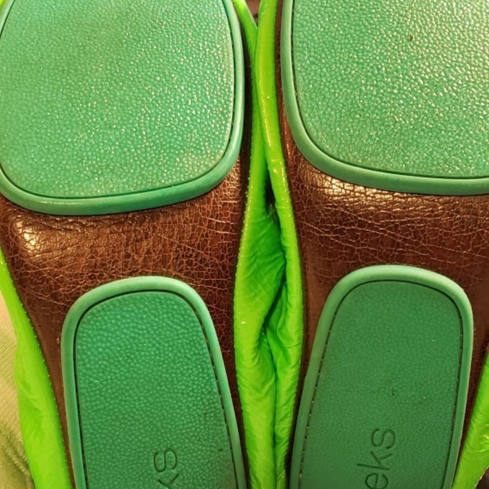Like new Tieks Galactic Green sz 9 - Picture 5 of 6
